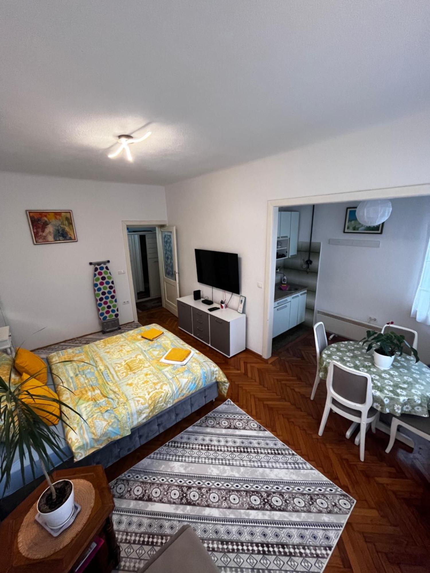Nina Apartment Sarajevo Eksteriør bilde